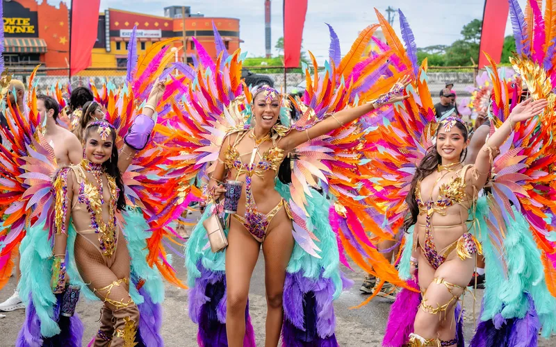 Costumes et couleurs du carnaval de Trinidad